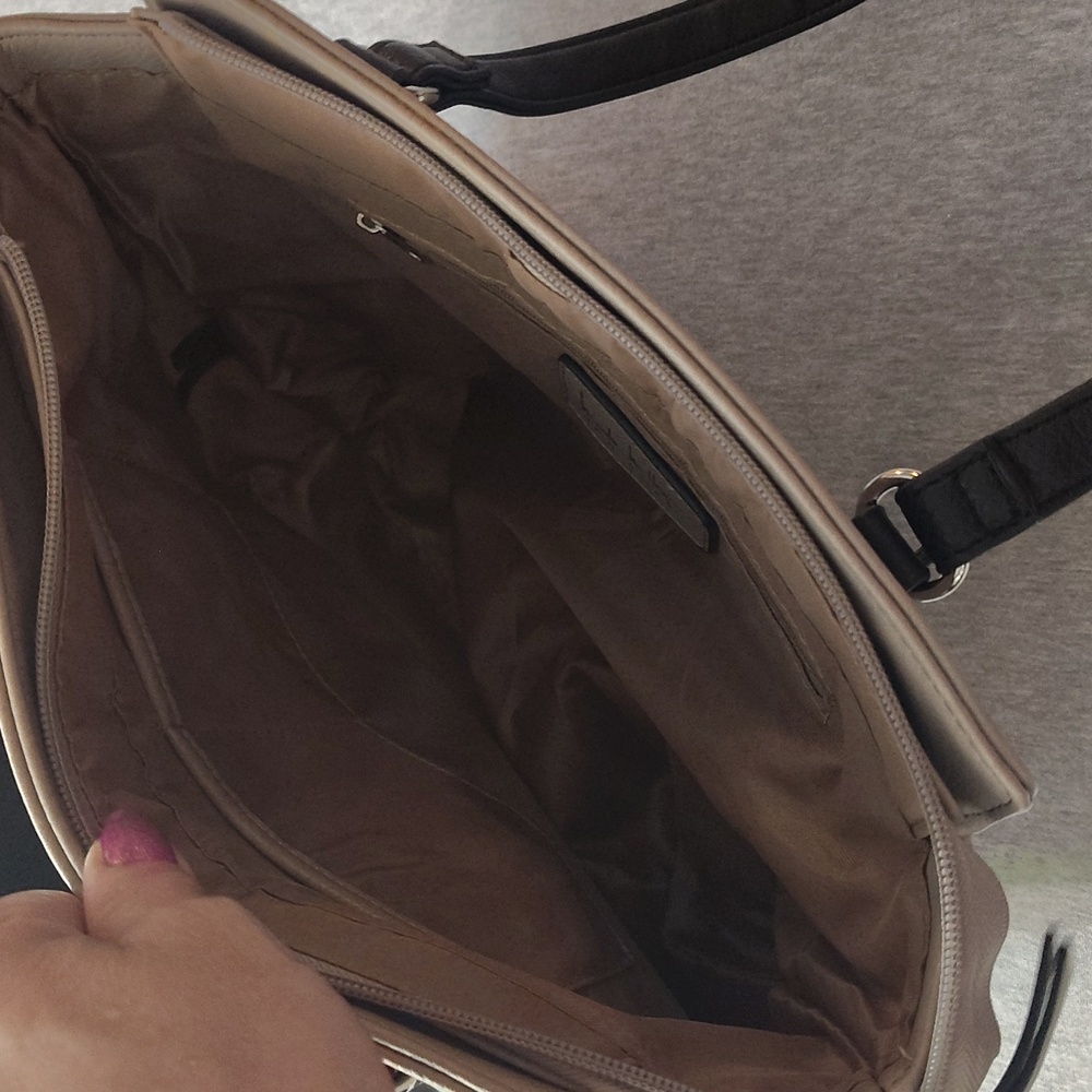 NICOLE MILLER NEW YORK - WOMENS HAND BAG- PURSE 👜👜👜 SHOULDER BAG - Picture 16 of 16